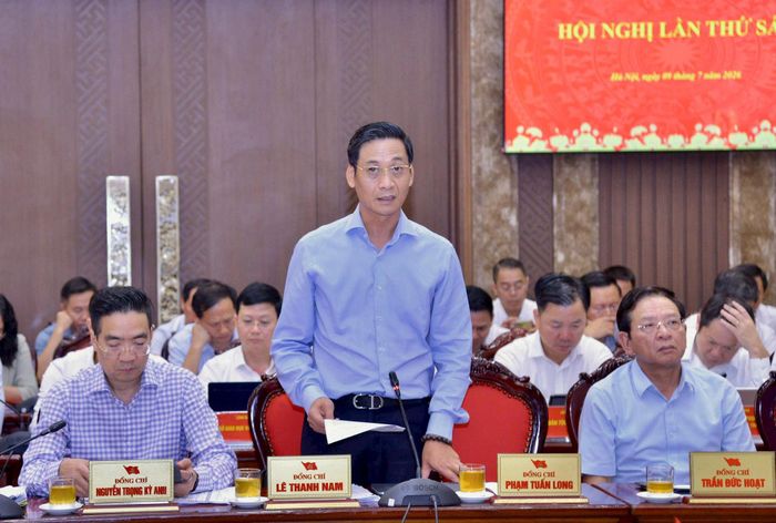 Giám đốc Sở Nông nghiệp và Môi trường Hà Nội Lê Thành Nam phát biểu tại hội nghị. Ảnh: Quang Thái