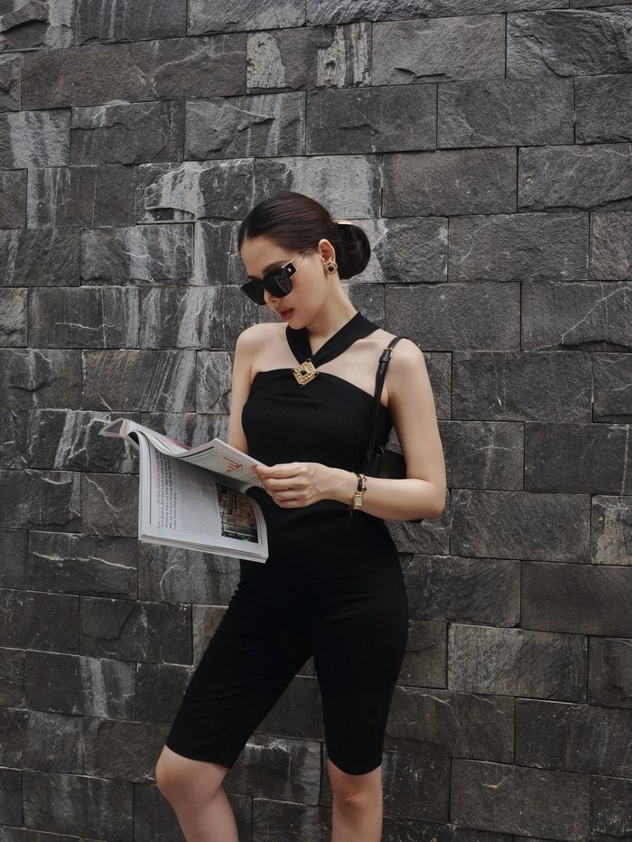 Trước đó không lâu, Phanh Lee chia sẻ đã phải trải qua một hành trình "độ" dáng vô cùng khoa học và kỷ luật.