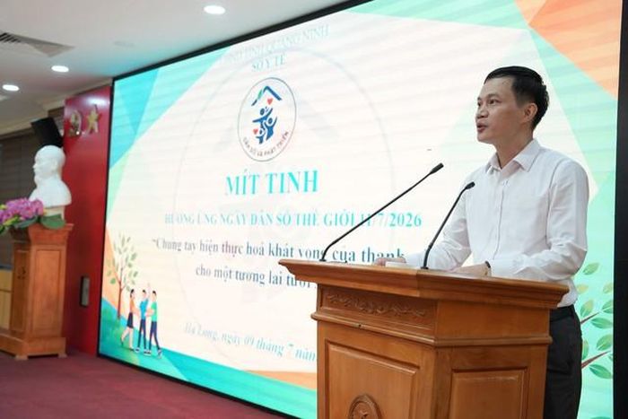 Ông Nguyễn Phúc Phong - Chi cục Trưởng phát biểu tại hội nghị.