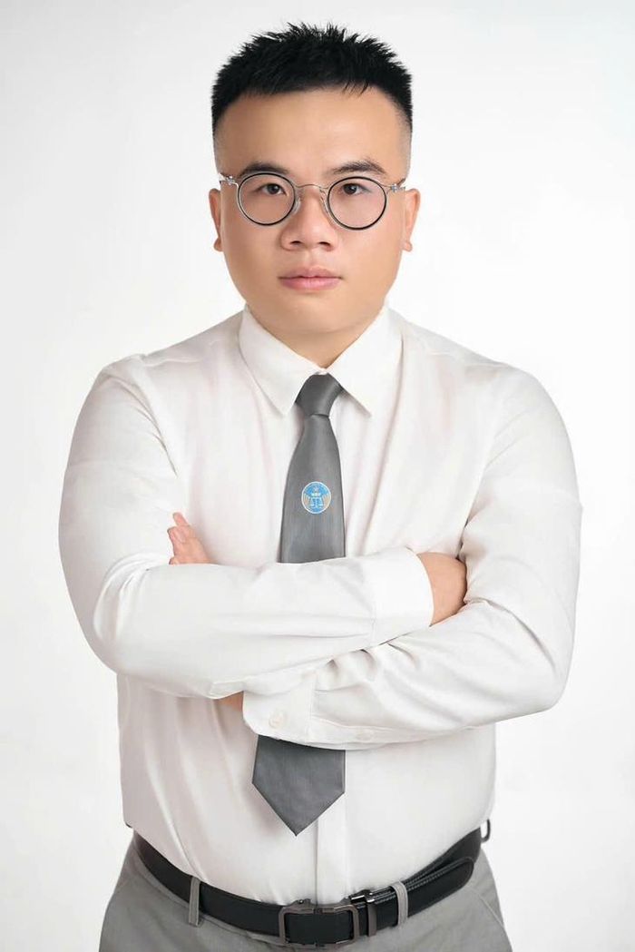 Xu hướng chuyển sang mở nhạc AI, nhạc miễn phí bản quyền hoặc phát nội dung từ YouTube, TikTok để tránh chi phí bản quyền đang ngày càng phổ biến. Tuy nhiên, theo luật sư Lâm, đây chưa phải là "vùng an toàn" tuyệt đối bởi nhiều trường hợp vẫn có thể phát sinh nghĩa vụ bản quyền khi sử dụng phục vụ hoạt động kinh doanh.