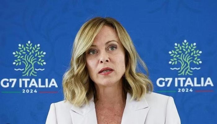 Trong khi đó, khẩu súng của Thủ tướng Italy bà được đưa về lưu giữ tại Palazzo Chigi cùng các quà tặng ngoại giao khác.