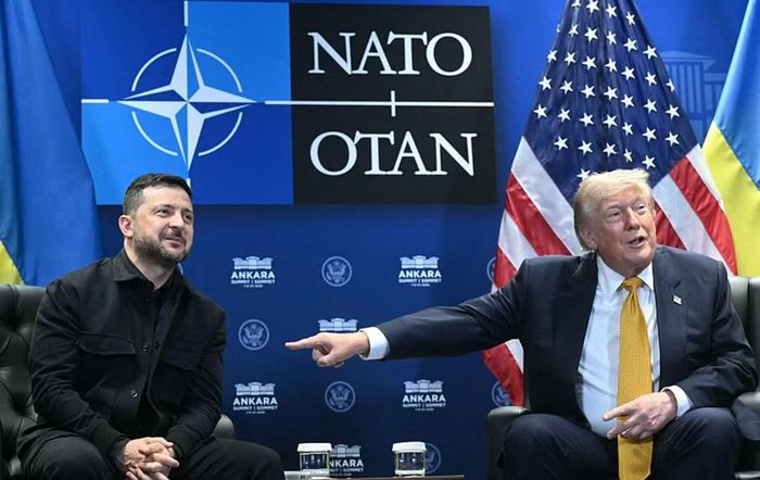 Cuộc gặp giữa hai nhà lãnh đạo Mỹ - Ukraine kéo dài lâu hơn dự kiến, sau đó tiếp tục có thêm phiên họp kín.