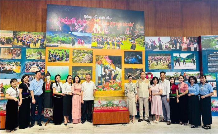 Hoạt động góp phần tăng cường hợp tác, trao đổi kinh nghiệm trong công tác bảo tồn, phát huy giá trị di sản giữa Bảo tàng tỉnh Điện Biên và Bảo tàng - Thư viện tỉnh Quảng Ninh