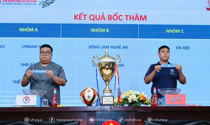 Ban tổ chức bốc thăm, xếp lịch thi đấu