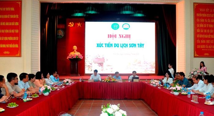 Quang cảnh hội nghị