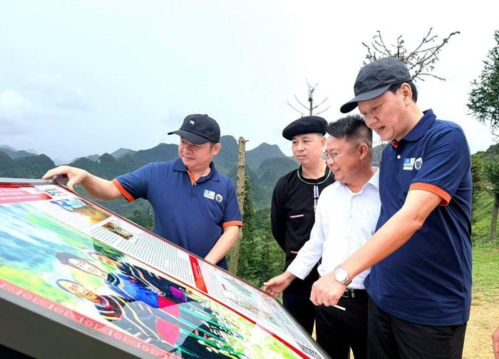Qua kiểm tra thực tế, Đoàn công tác ghi nhận sự chủ động, nghiêm túc và tinh thần trách nhiệm cao của cấp ủy, chính quyền và nhân dân xã Lũng Cú