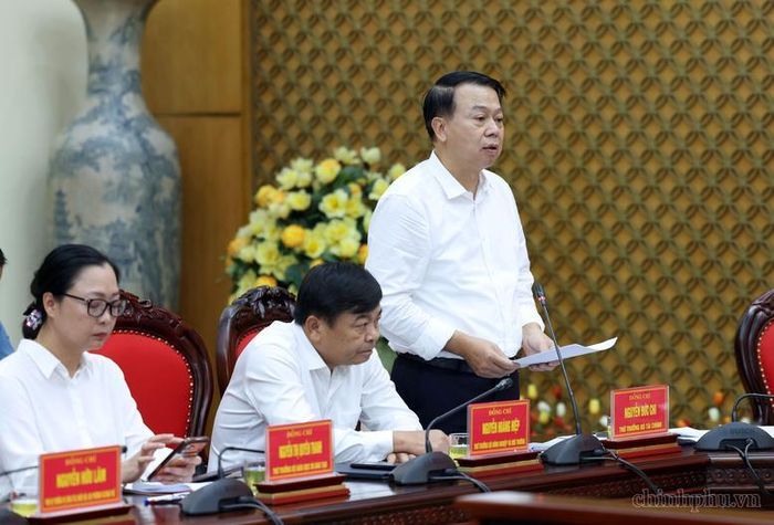 Thứ trưởng Bộ Tài chính Nguyễn Đức Chi phát biểu - Ảnh: VGP/Đức Tuân