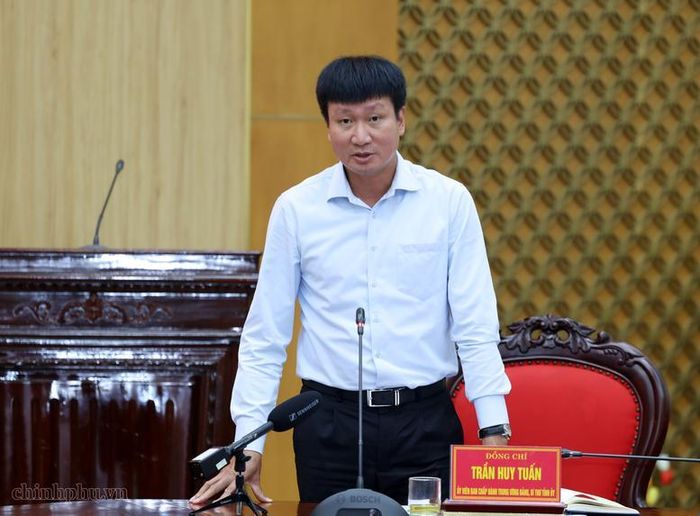 Bí thư Tỉnh ủy Ninh Bình Trần Huy Tuấn phát biểu - Ảnh: VGP/Đức Tuân