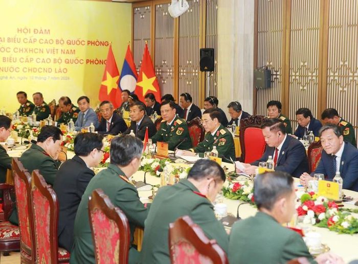Đại tướng Phan Văn Giang, Ủy viên Bộ Chính trị, Phó Thủ tướng Chính phủ, Bộ trưởng Bộ Quốc phòng Việt Nam chủ trì Hội đàm - Ảnh: TXVN