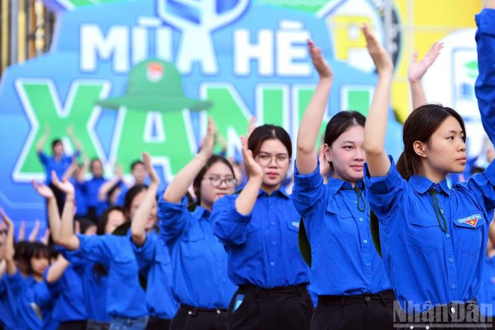 100% các đội hình sinh viên tình nguyện của chiến dịch đã được quán triệt các chủ trương, được tập huấn để có thể nhanh chóng trực tiếp hướng dẫn, hỗ trợ người dân tiếp cận, sử dụng các dịch vụ công trực tuyến; đồng thời phối hợp chính quyền địa phương trong việc số hóa hồ sơ, dữ liệu hành chính, hỗ trợ vận hành các nền tảng quản lý điện tử.
