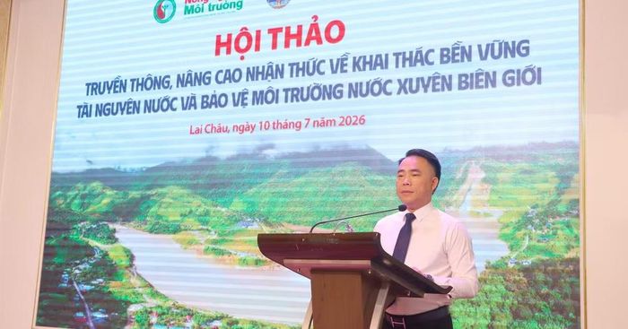  Tiến sĩ Đào Xuân Hưng phát biểu khai mạc. 