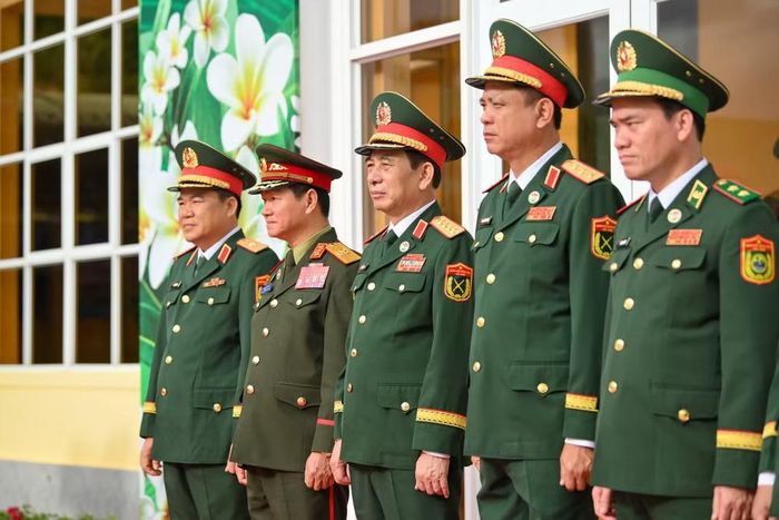 Đại tướng Phan Văn Giang và Đại tướng Khamliang Outhakaysone tại sự kiện.