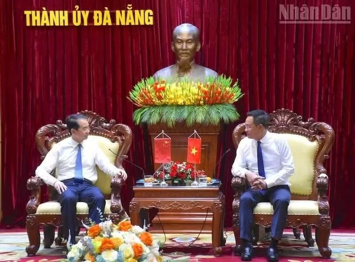 Quang cảnh buổi tiếp, làm việc. (Ảnh: ANH ĐÀO)