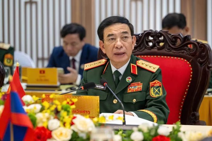 Đại tướng Phan Văn Giang, Ủy viên Bộ Chính trị, Phó Bí thư Quân ủy Trung ương, Phó Thủ tướng Chính phủ, Bộ trưởng Quốc phòng tại hội đàm.