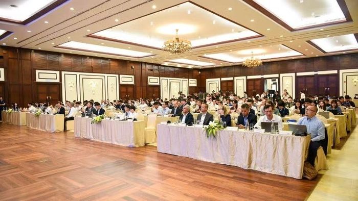 Các đại biểu tại hội thảo.