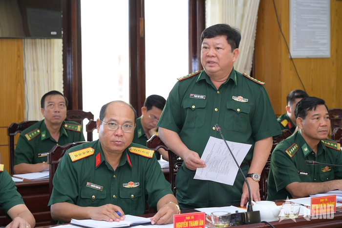 Đại tá Phạm Văn Thắng, Chỉ huy trưởng Ban chỉ huy Bộ đội Biên phòng tỉnh An Giang phát biểu.