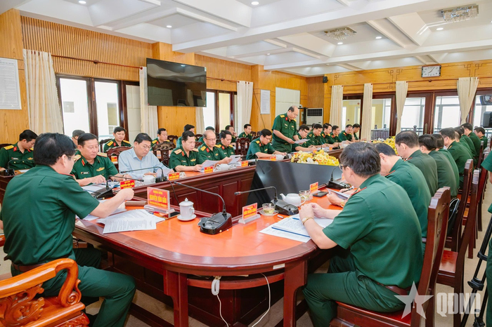 Các đại biểu dự hội nghị.