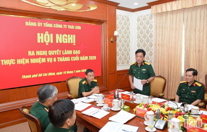 Đại tá Nguyễn Văn Bắc phát biểu tại hội nghị.