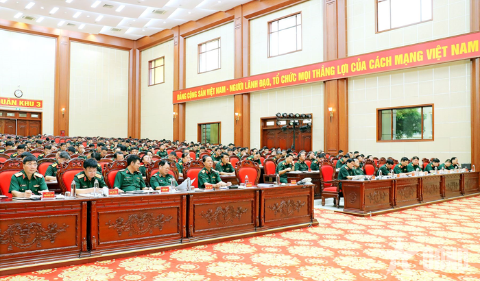 Các đại biểu dự hội nghị.