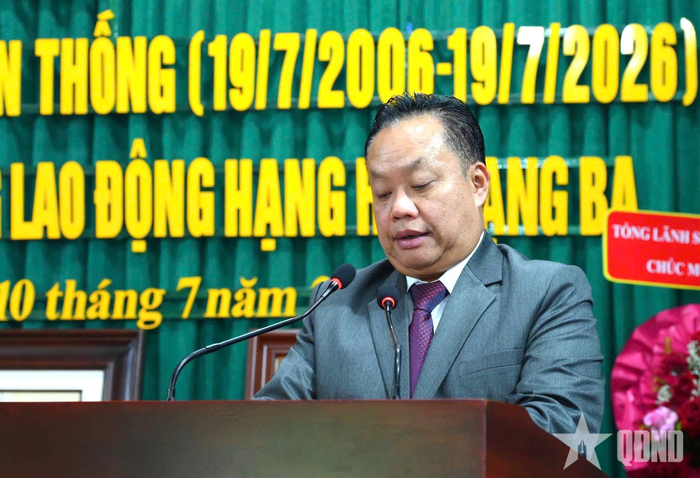 Đồng chí Thà Nu Xay - Ban Xạ Lít, Phó bí thư Tỉnh ủy, Chủ tịch Ủy ban chính quyền tỉnh Attapeu phát biểu tại buổi lễ.