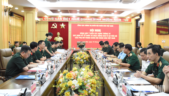 Các đại biểu dự hội nghị.