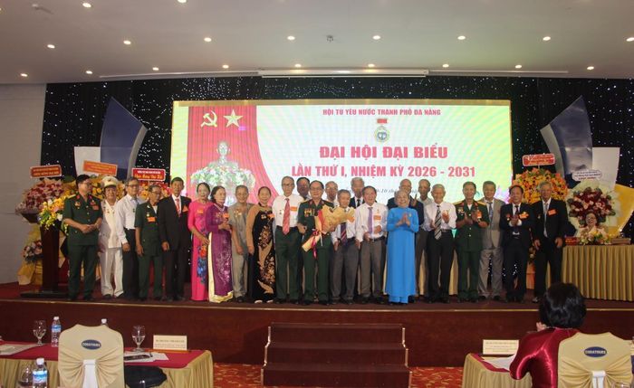 Ban chấp hành Hội Tù yêu nước TP Đà Nẵng nhiệm kỳ 2026-2031 ra mắt đại hội.