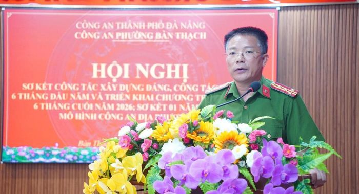 Đại tá Nguyễn Hà Lai - Phó Giám đốc Công an thành phố phát biểu chỉ đạo tại hội nghị.