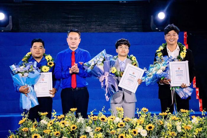 Tình nguyện viên được yêu thích nhất tại Giải thưởng Tình nguyện quốc gia năm 2025.