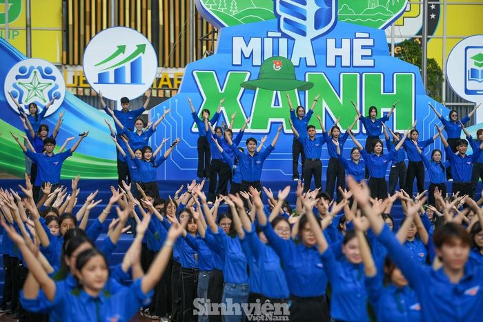 Hơn 8.600 sinh viên Thủ đô lên đường thực hiện 'Mùa Hè Xanh'.