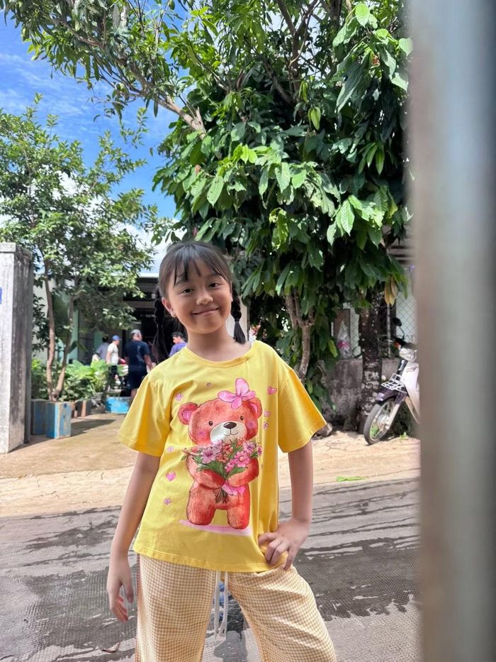 Candy Khánh Đan ở hậu trường “Trời cao nguyên xanh”.