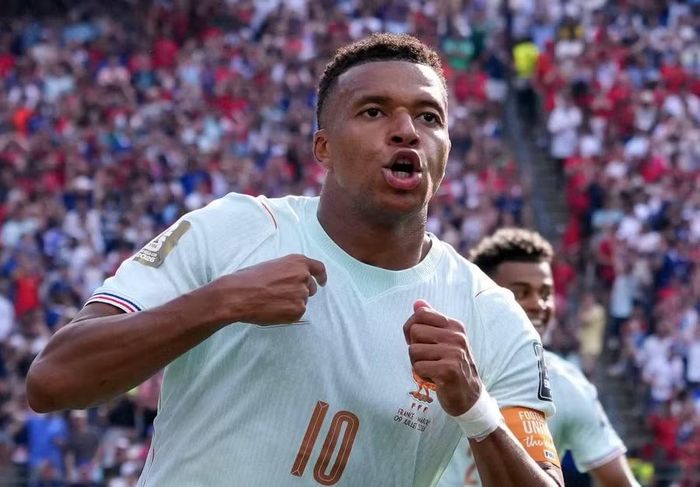 Kylian Mbappe ăn mừng bàn thắng thứ 8 tại World Cup 2026. Ảnh: Reuters.