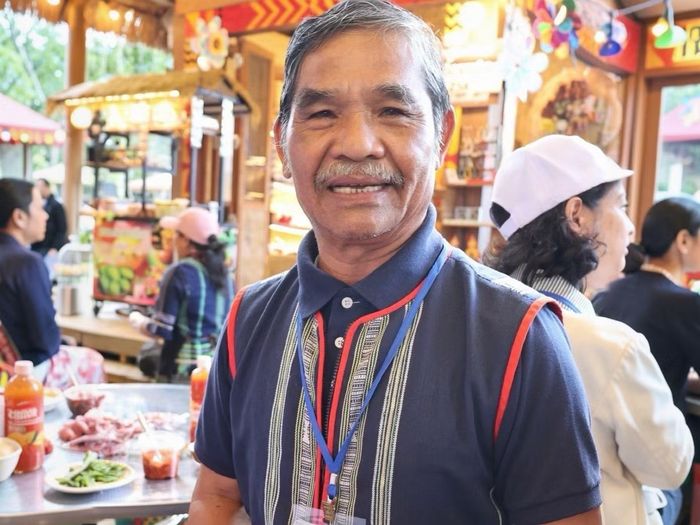 Ông Păng Ting Mút, chủ nhiệm CLB Gia đình văn hóa.