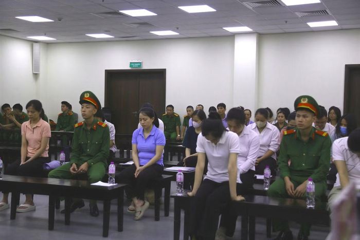 Các bị cáo tại phiên tòa.