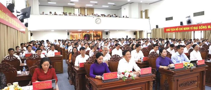 Các đại biểu tham dự hội nghị.