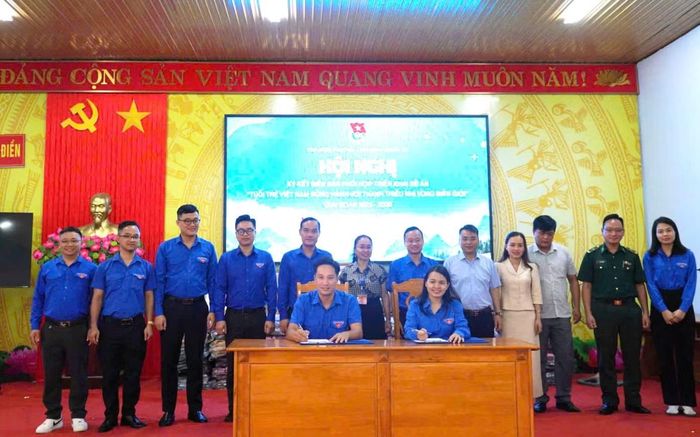 Ban Thường vụ Tỉnh Đoàn Phú Thọ và Ban Thường vụ Tỉnh Đoàn Quảng Trị ký kết Biên bản ghi nhớ phối hợp triển khai Đề án "Tuổi trẻ Việt Nam đồng hành với thanh thiếu nhi vùng biên giới giai đoạn 2025-2030"