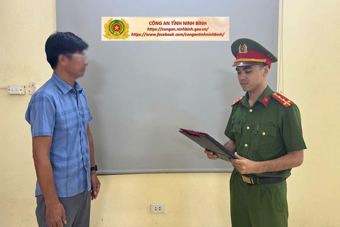 Bị can Trần Quốc Tuấn bị khởi tố về hành vi “Gây ô nhiễm môi trường”. (Ảnh: Công an Ninh Bình)