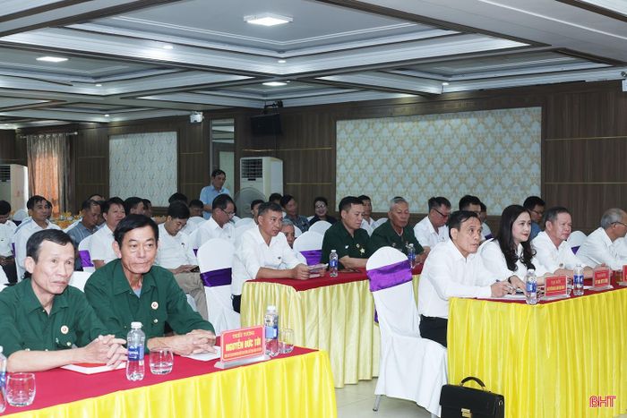 Đại biểu tham dự hội nghị.