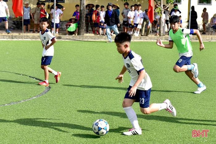  Giải bóng đá nam thiếu niên năm nay diễn ra trong 4 ngày. Dự kiến, giải sẽ bế mạc và trao giải vào ngày 15/7. 