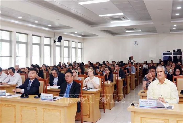 Lãnh đạo Sở Ngoại vụ Thành phố Hồ Chí Minh, đại diện các cơ quan lãnh sự, các tổ chức quốc tế, hiệp hội doanh nghiệp quốc tế hoạt động tại khu vực phía Nam dự Hội nghị.