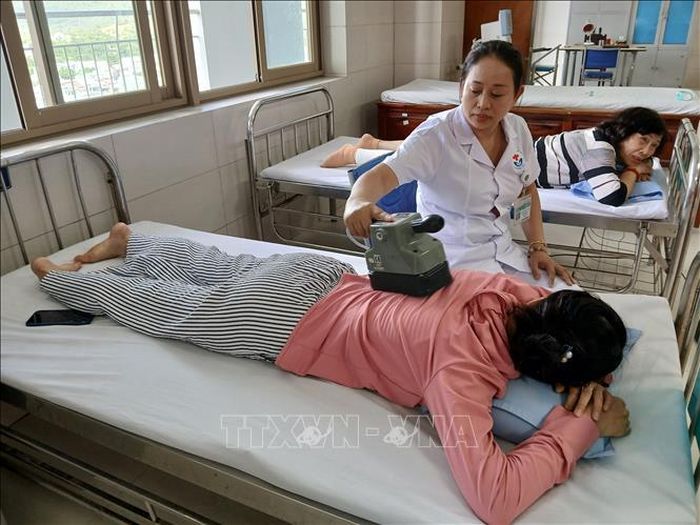 Thành phố Đà Nẵng đang hướng tới mục tiêu đến năm 2027 đạt từ 4 đến 5 bác sĩ/trạm y tế. Sở Y tế đang xây dựng và trình nghị quyết về phát triển nguồn bác sĩ tại tuyến y tế cơ sở.