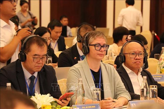 Các đại biểu, chuyên gia trong nước và quốc tế tham dự Hội thảo “Bán dẫn và Công nghệ cao Đà Nẵng 2026” do Ủy ban nhân dân thành phố Đà Nẵng tổ chức.