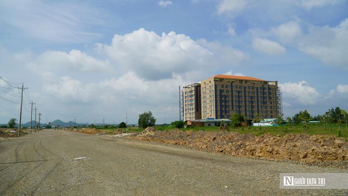 Theo đại diện UBND xã Hàm Kiệm, khi hoàn thành, dự án sẽ góp phần giải quyết nhu cầu nhà ở cho công nhân đang làm việc tại Khu công nghiệp Hàm Kiệm II cũng như các khu vực lân cận, tạo điều kiện ổn định đời sống người lao động, đồng thời đáp ứng nhu cầu phát triển của một trong những khu công nghiệp trọng điểm tại địa phương.
