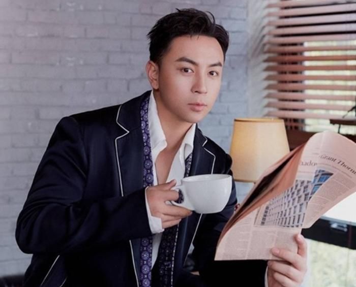 Những năm gần đây, Thích Tiểu Long chuyển hướng sang đạo diễn, chỉ đạo võ thuật và sản xuất phim thay vì tập trung đóng chính. Ảnh: Sohu.