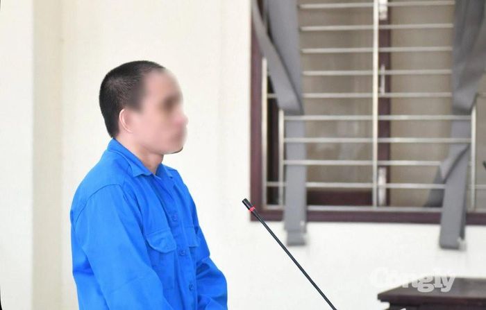 Bị cáo Việt ân hận khai nhận hành vi phạm tội