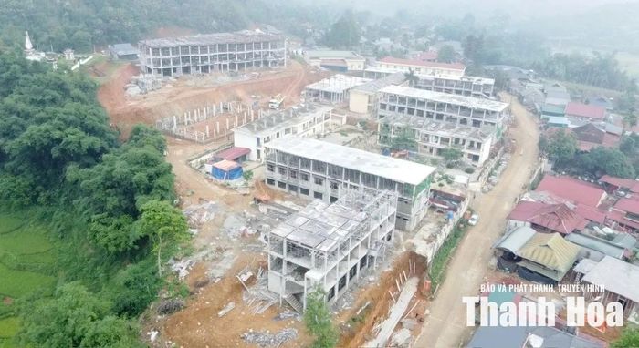 Trường nội trú liên cấp Tiểu học và THCS Yên Khương đang được đẩy nhanh tiến độ thi công.