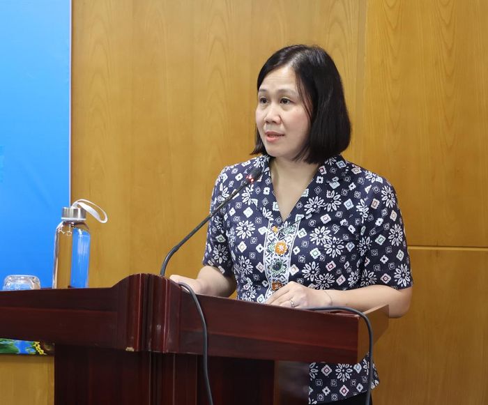  Đồng chí Nguyễn Thị Thanh Thúy, Phó Ban Công tác Phụ nữ, Trung ương Hội Liên hiệp Phụ nữ Việt Nam phát biểu đề dẫn tại Hội thảo. 