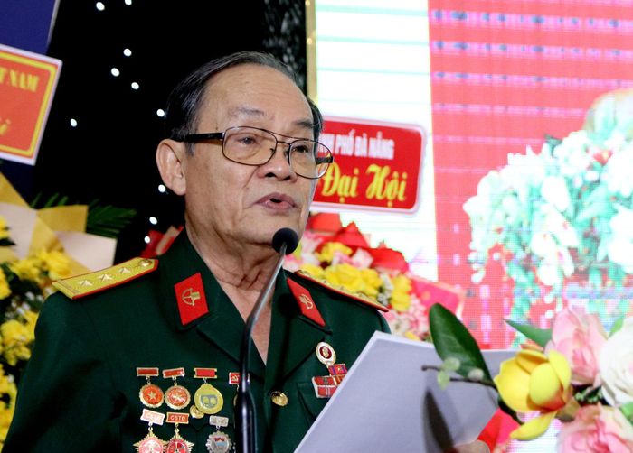 Chủ tịch Hội Tù yêu nước thành phố Đà Nẵng Thân Vĩnh Vân phát biểu khai mạc đại hội. Ảnh: TRỌNG HUY