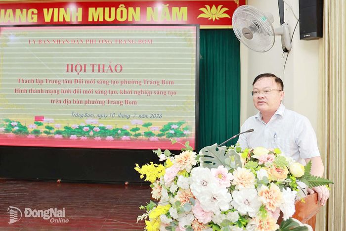 Bí thư Đảng ủy phường Trảng Bom, Đại biểu Quốc hội khóa XVI Đặng Doãn Thành phát biểu tại hội thảo. Ảnh: Thanh Toàn