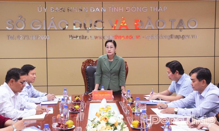 Đồng chí Châu Thị Mỹ Phương phát biểu chỉ đạo tại buổi làm việc.