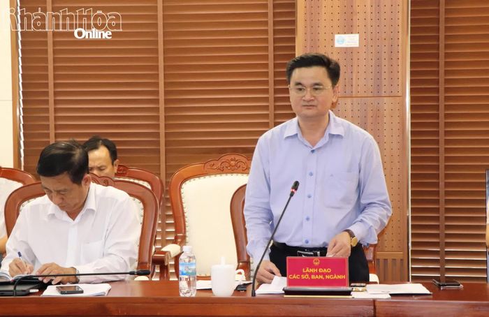 Lãnh đạo Sở Giáo dục và Đào tạo Khánh Hòa phát biểu tại buổi làm việc.
